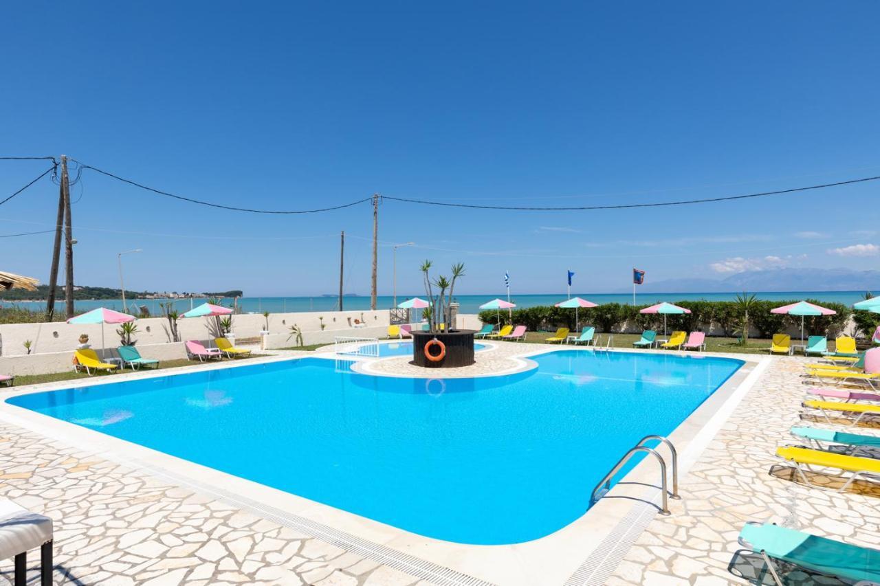 Villa Amorossa With Garden View & Shared Pool By Konnect, Roda  Esterno foto